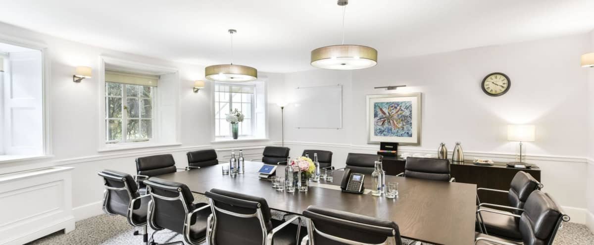 Broad Conference Room with Natural Light in Central Mayfair - The Howe Room in London Hero Image in Mayfair, London, 