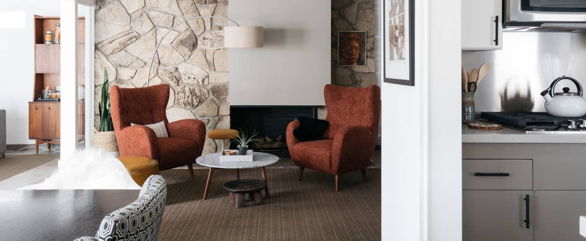 Chic Mid Century Modern Spacious Home Furnished With Warm Vintage