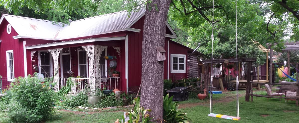Downtown Artist S 1930 Folk Victorian Urban Farmhouse And