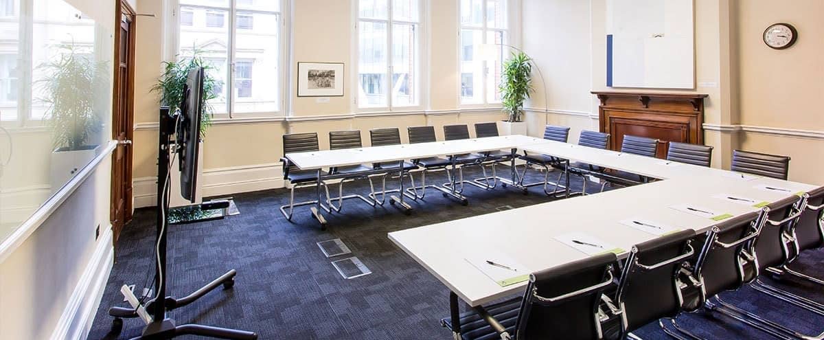 Versatile Meeting Space for up to 40 People in Deansgate in Manchester Hero Image in Deansgate, Manchester, 