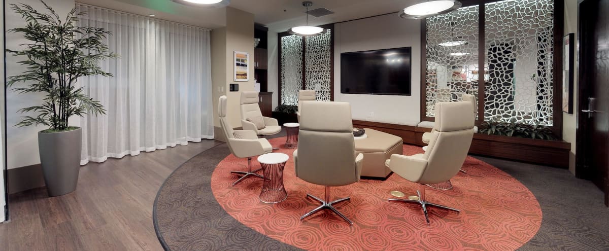 Modern Downtown Bellevue Executive Lounge in Bellevue Hero Image in Northwest Bellevue, Bellevue, WA