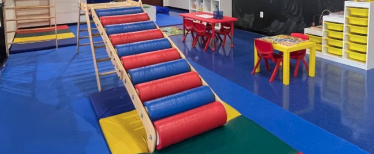 Giant, Play Gym in Sugar Land in Missouri City Hero Image in undefined, Missouri City, TX