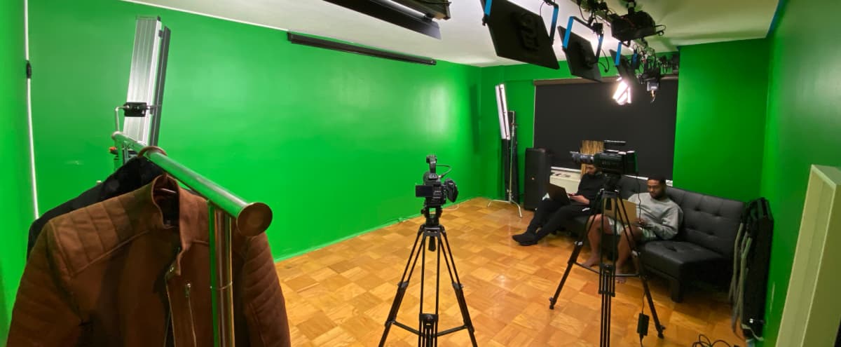 Green Screen Photo and Video Studio with Lots of Parking in jamaica Hero Image in Addisleigh Park, jamaica, NY