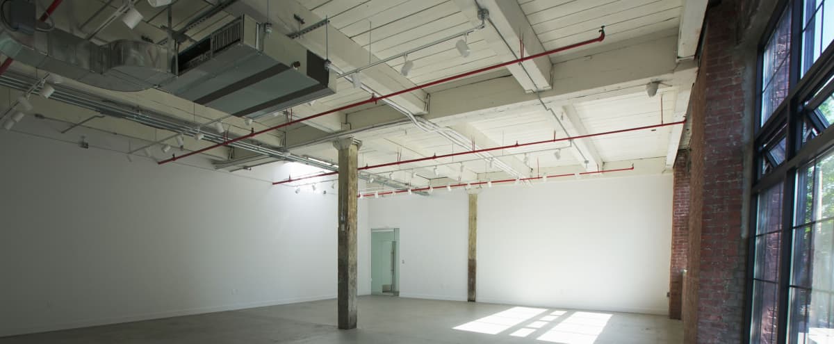 Bright Large Loft Style Office Space Brooklyn Ny Off Site Peerspace
