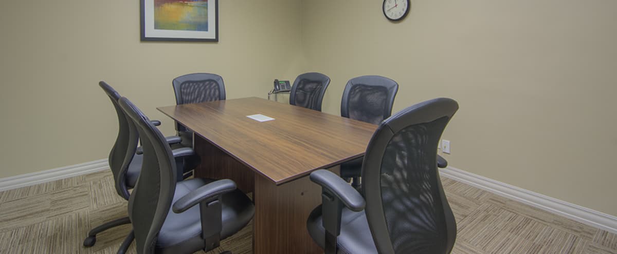 Medium Conference Room For 6 People