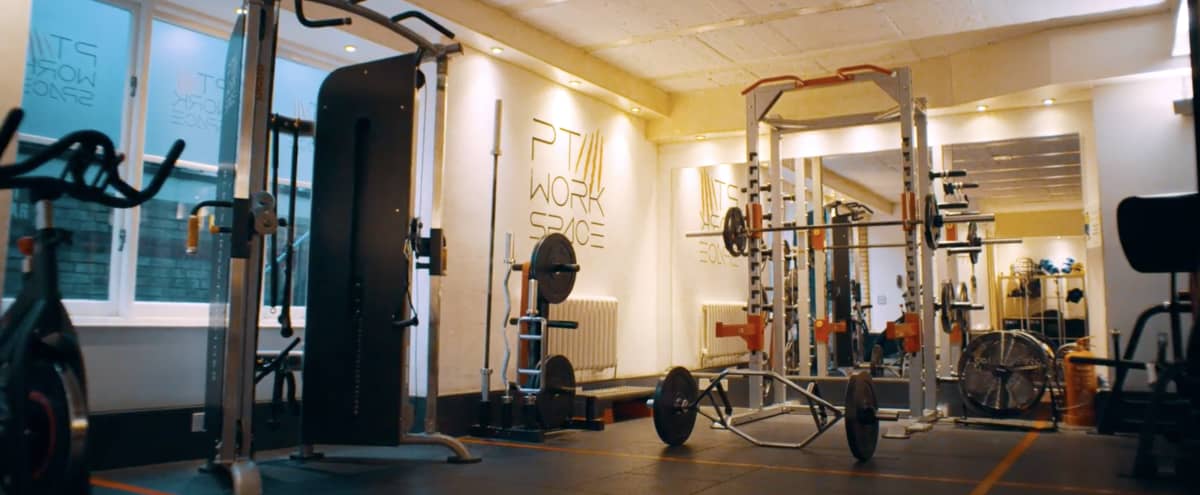 Equipped Personal Training Facility in Islington in London Hero Image in Islington, London, 