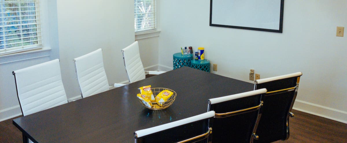 6 person Meeting room in Atlanta Hero Image in undefined, Atlanta, GA