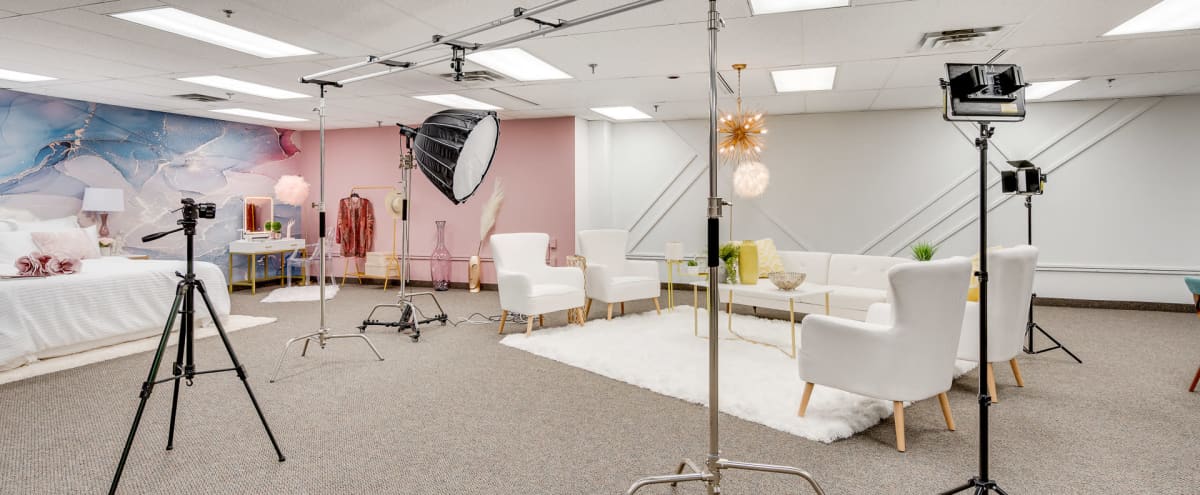 Creative Photo and Video Studio Space in Bloomington - Video Lighting Equipments Available on Site in Bloomington Hero Image in South Loop District, Bloomington, MN