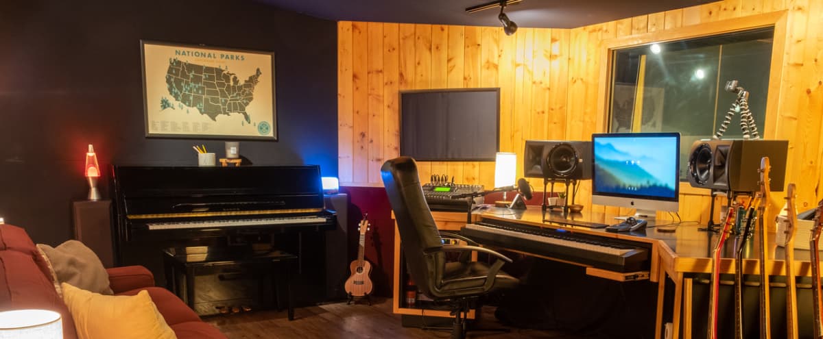 Classy, Private Space for Creative Recording & Rehearsals in Los Angeles Hero Image in Central LA, Los Angeles, CA