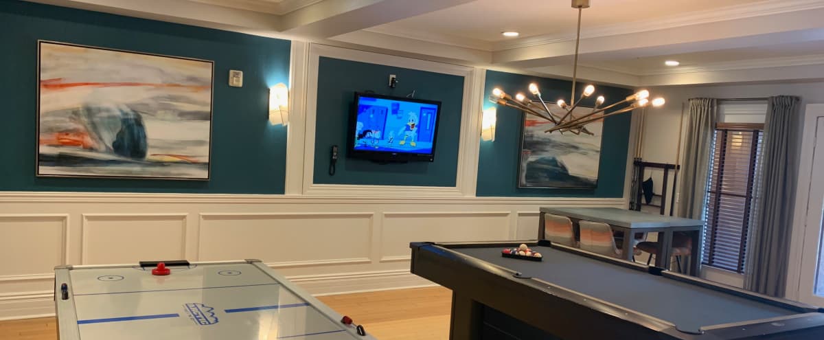 Modern Game Room Clubhouse In Downtown Fullerton Fullerton Ca