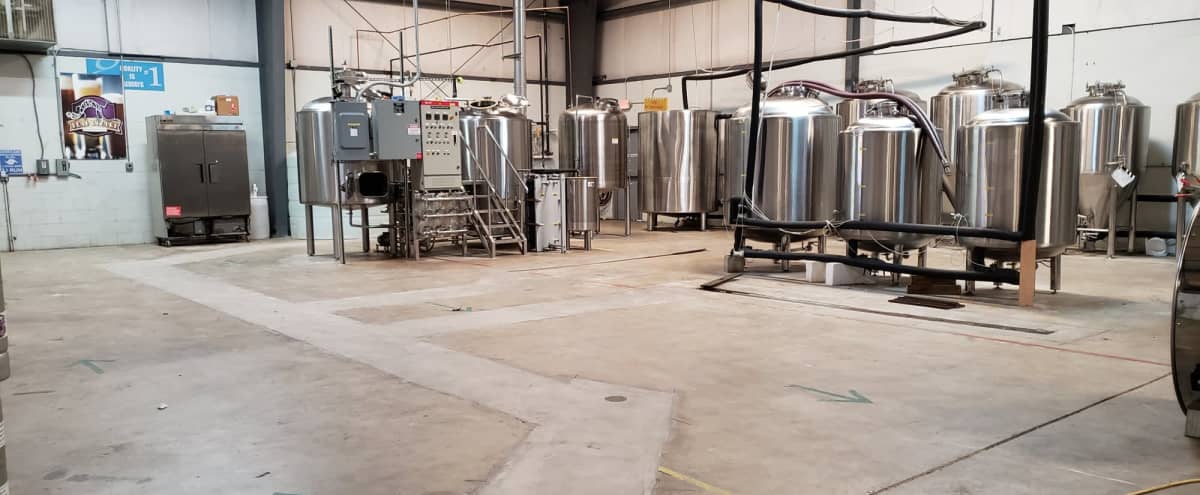 2,000 sq ft Brewery Production Area in Orlando Hero Image in 33rd Street Industrial, Orlando, FL
