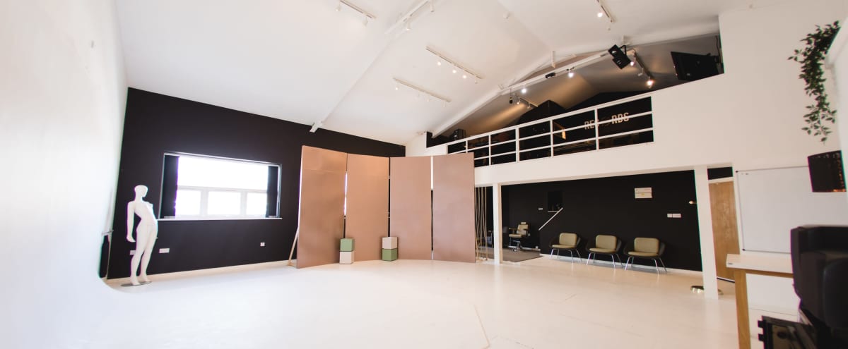 Spacious  Studio With Natural Light for Events in Manchester Hero Image in Manchester, Manchester, 