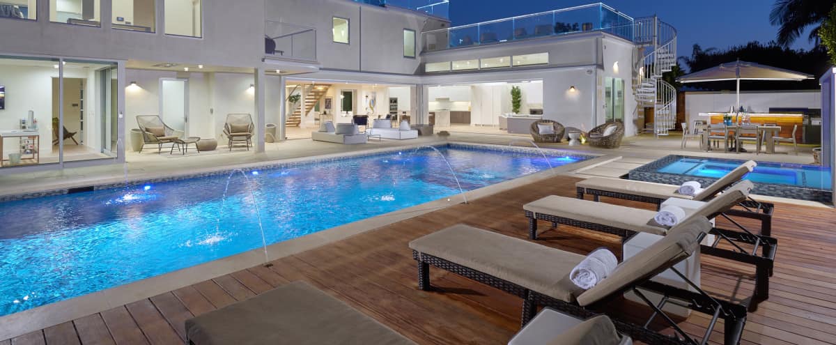 Modern Newport Beach Home With Pool Natural Light Rooftop Decks