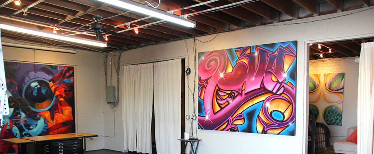 Lax Graffiti Art Loft And Yard Natural Light Indoor Outdoor With Parking El Segundo Ca Production Peerspace
