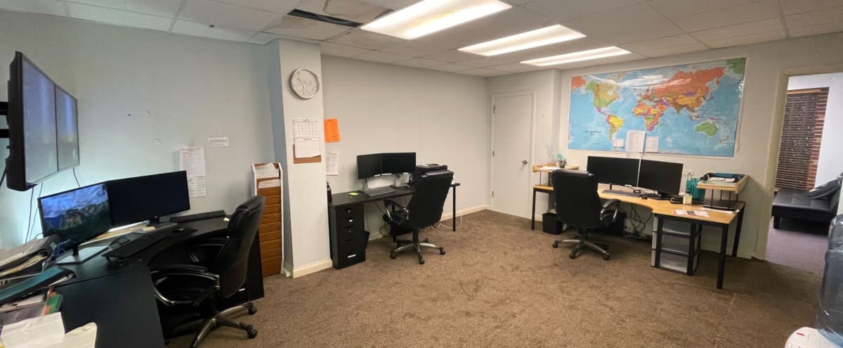 Office with all Amenities in Mid of City in Chicago Hero Image in Jefferson Park, Chicago, IL