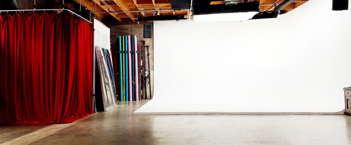 Pre Lit Cyclorama Warehouse Studio In Eagle Rock Los Angeles Ca