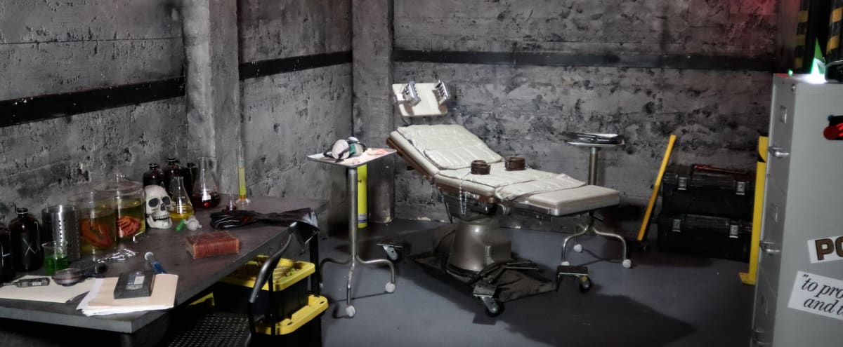 LAB LABORATORY Creepy Sci Fi Horror Experiment Torture Hospital Scary