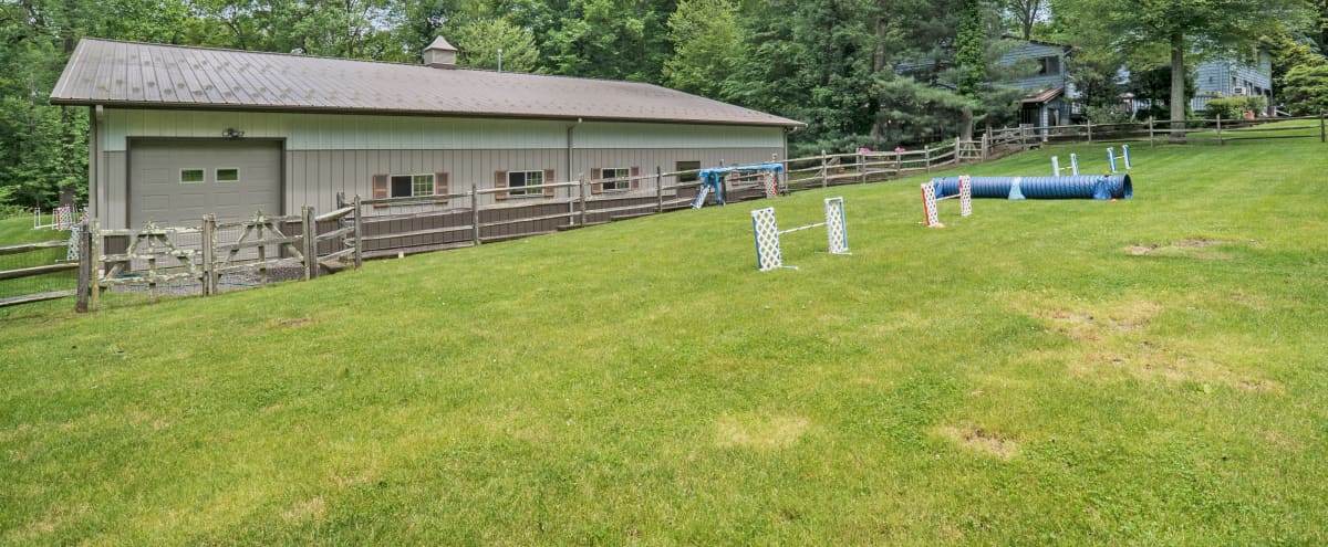 Secluded Barn And Field With An Indoor Pool Warren Nj