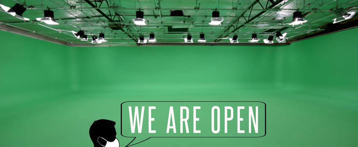 Fully Lit Green Screen Stage Van Nuy Ca Production Peerspace