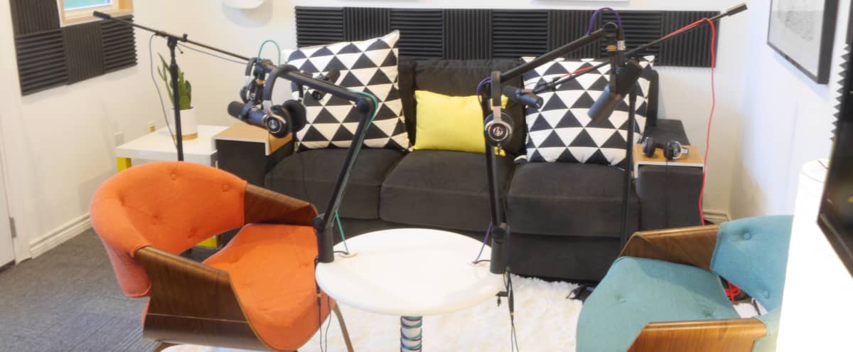 Amazing Backyard Podcast Studio For 6 Austin Tx Production Peerspace