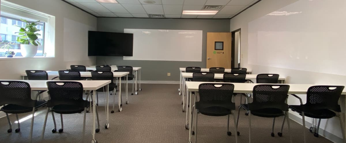 Private Comfortable Meeting / Training Space for 18 with Free Parking in Austin Hero Image in Galindo, Austin, TX