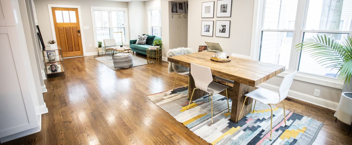 Modern Stylish Off Site Space With Amazing Natural Sunlight