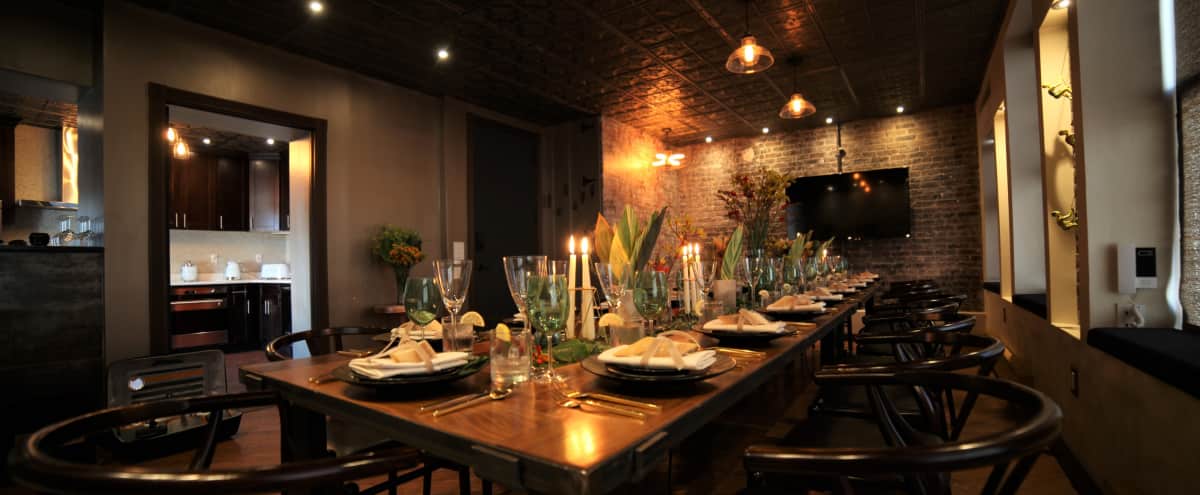 Intimate Dining Room Or Meeting Space New York Ny Off Site