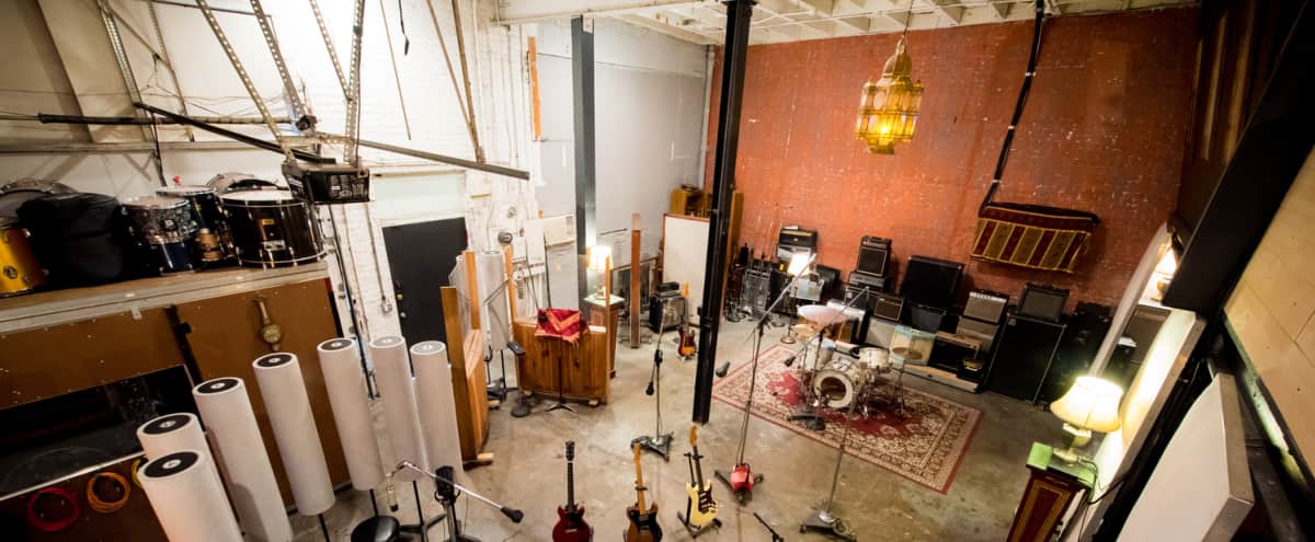 Vintage Recording Studio Overseeing Downtown Los Angeles Los Angeles Ca Production Peerspace