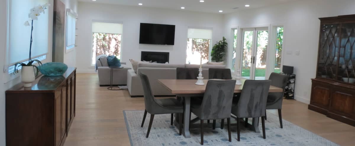Contemporary Elegant Home with Indoor/Outdoor Spaces for Events in Mountain View Hero Image in Cuesta Park, Mountain View, CA