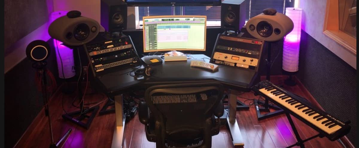 Recording Studio Writing Room With Vocal Booth Burbank Ca