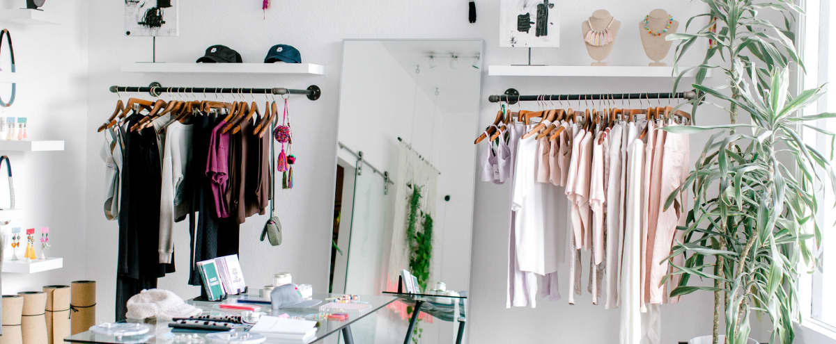 yoga studio clothing