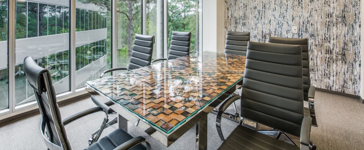 6 Person Conference Room With Elegant Decor The Woodlands The