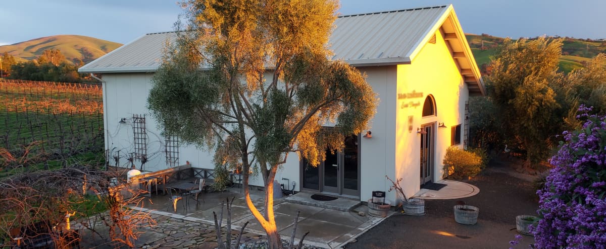 Wine Country Property With Private Tasting Room For Rent 360 Degree Views
