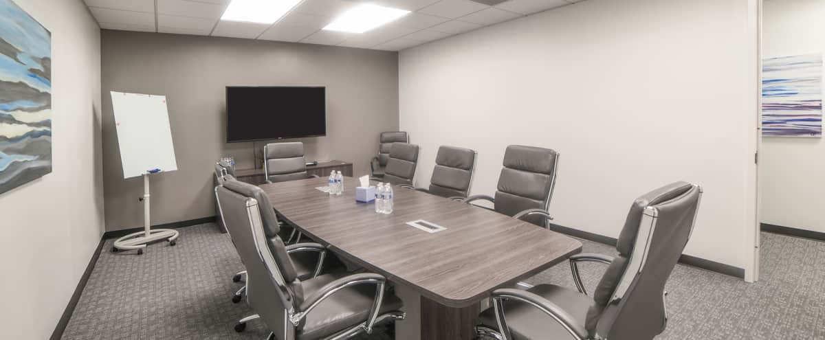 Roomy Conference Meeting Room Located In Midtown