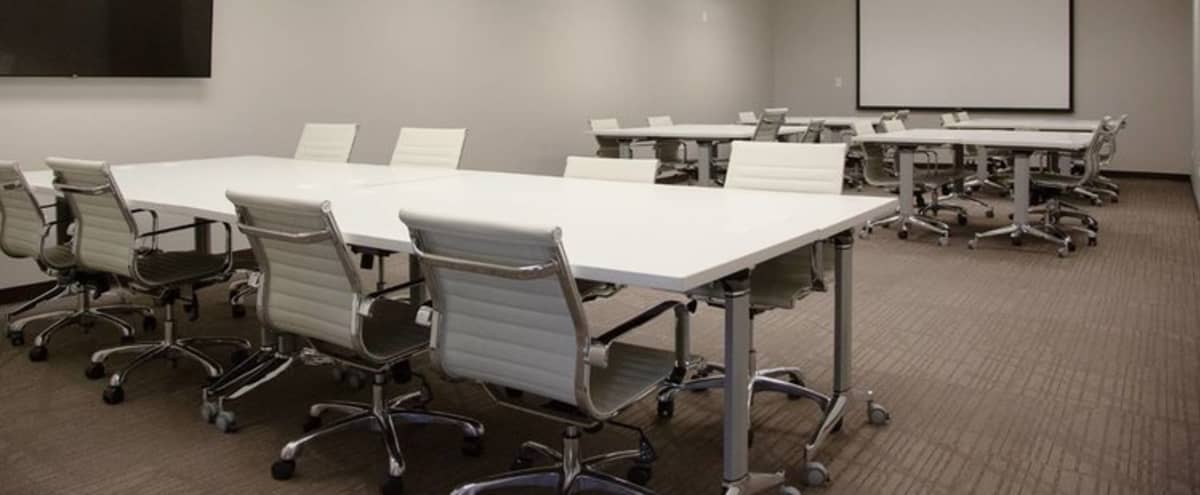 Well Lit Cozy Board Room For 30 In A Professional Atmosphere Denver Co Off Site Peerspace