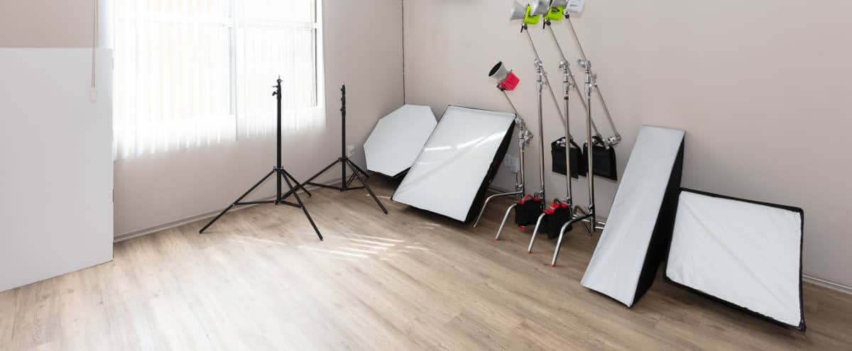 Hi Ceiling Loft Photo Studio W Lighting Equipment Natural Light Culver City