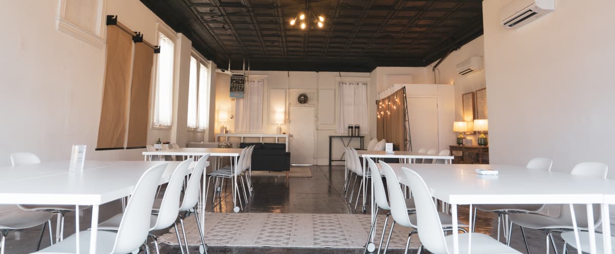A Flexible Space For Ideations Briefings Talks Or Private