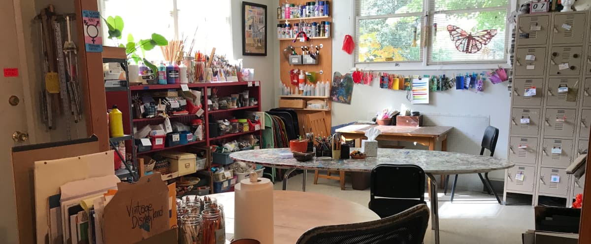 Art Studio In Central Eastside Buckman Neighborhood Portland Or Off Site Peerspace