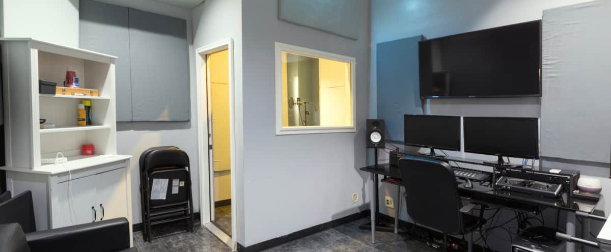 Music Studio With Podcast Room Long Island Ny Production Peerspace In this smart home podcast episode we focus on simple technologies that are easy to use for elderly people to help them stay independent, prevent falls and. music studio with podcast room
