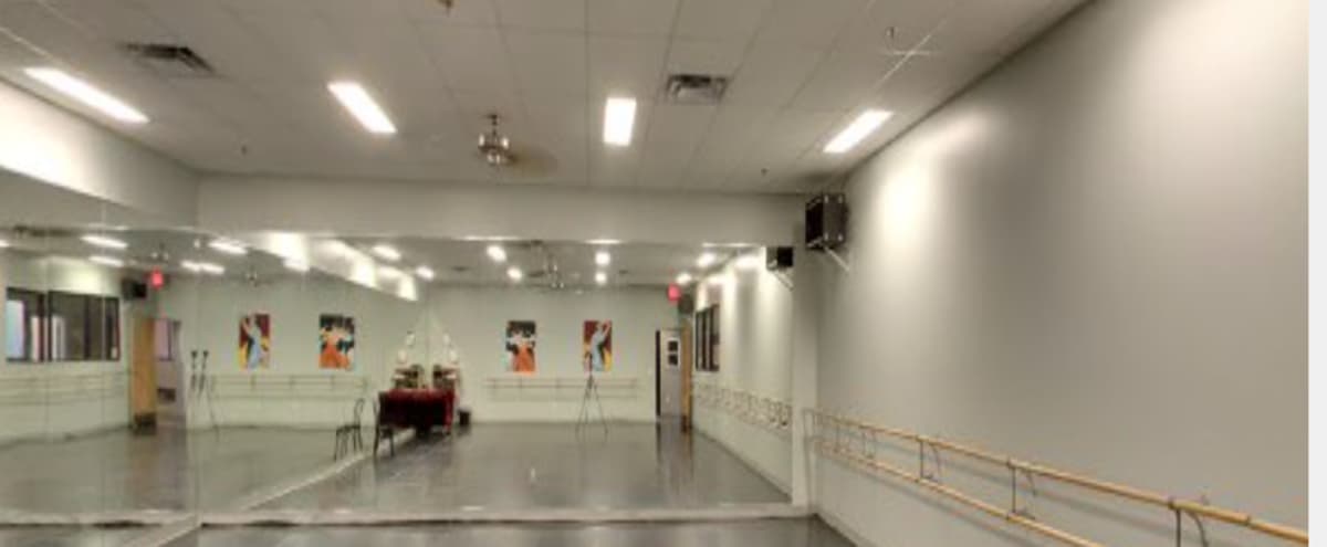 Family Friendly Dance Yoga And Fitness Studio With Natural Lighting Chandler Az Production Peerspace