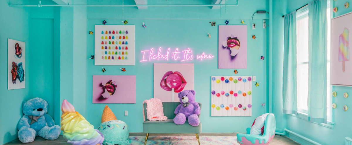 Downtown Lips Lollipop Candy Room Colorful Teal Blue Studio Los Angeles Ca Production Peerspace