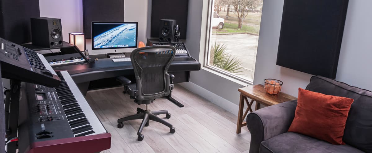 Professional Audio Recording Studio in webster Hero Image in undefined, webster, TX