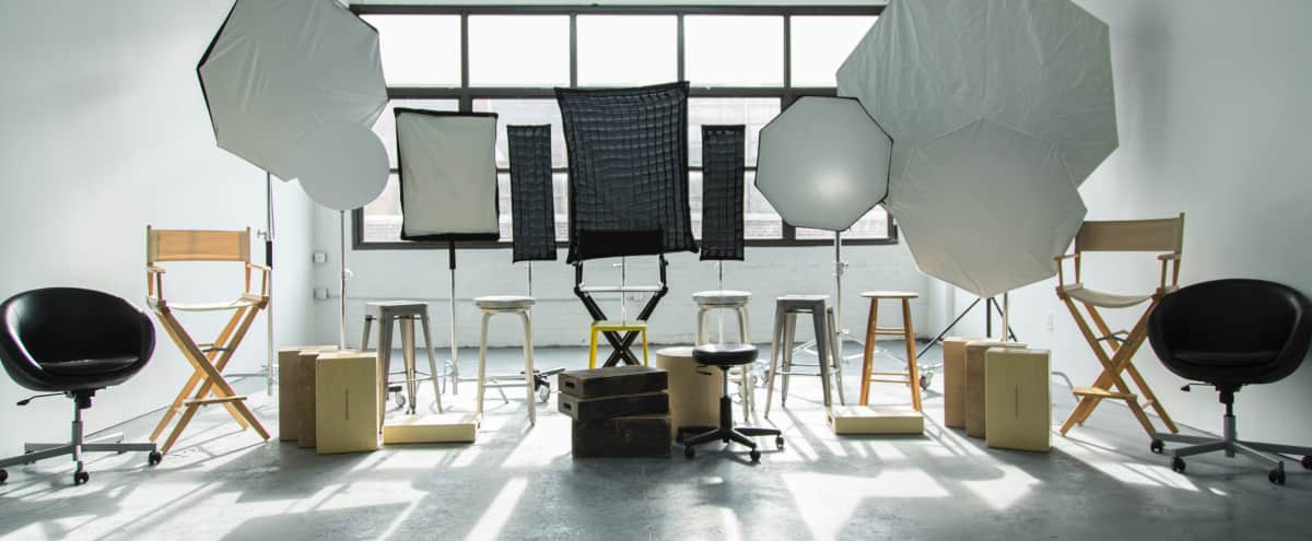 Daylight Photo Studio All Inclusive 800 Sq Ft Maspeth Ny Production Peerspace