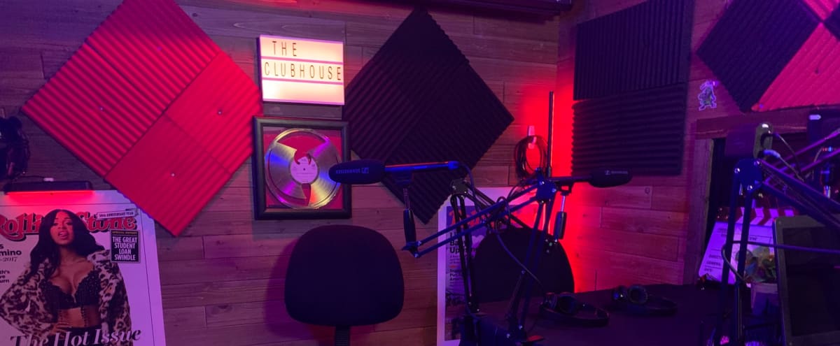 Clubhouse Style Podcast Studio Uptown (HD Video Session Recording Included w/ Every Podcast Booking) in Charlotte Hero Image in Elizabeth, Charlotte, NC