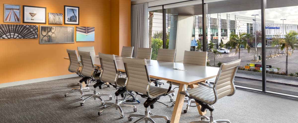 Modern Roomy Conference Room With Amazing View Fairfax Los Angeles Ca Off Site Peerspace