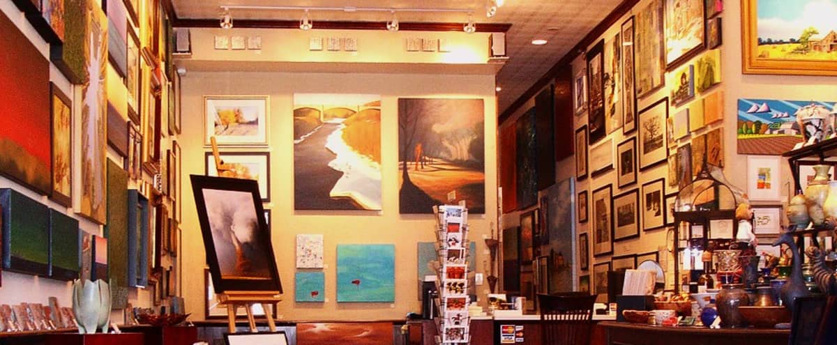 Art Gallery Showcasing Local Chicago, Fine Art in Historic