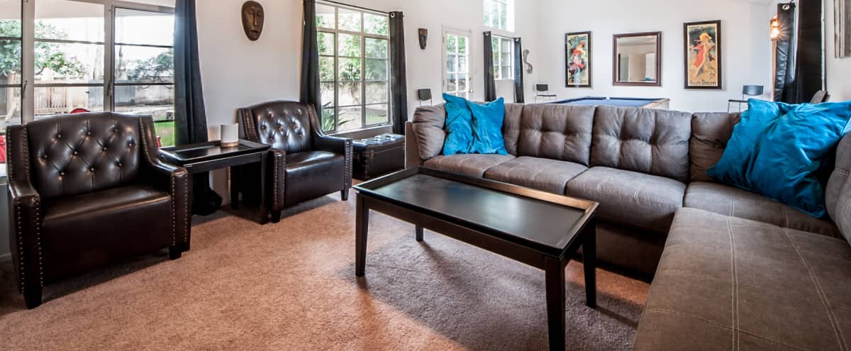 Marina Del Rey Spacious Home With Great Flow And Lots Of Seating