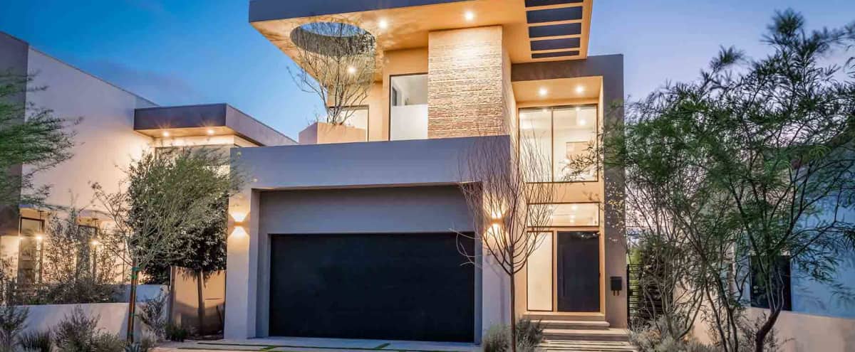 Modern Luxury Quiet Villa I Gym I High Ceilings I Natural Light I
