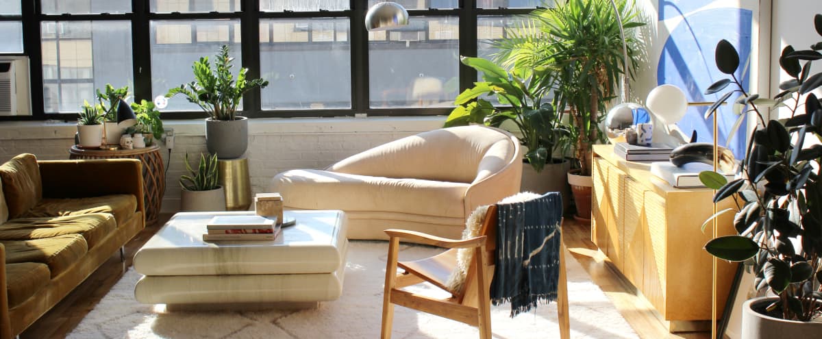 Luxe 70s Brooklyn Loft Light Flooded Chic South Facing Brooklyn Ny Production Peerspace