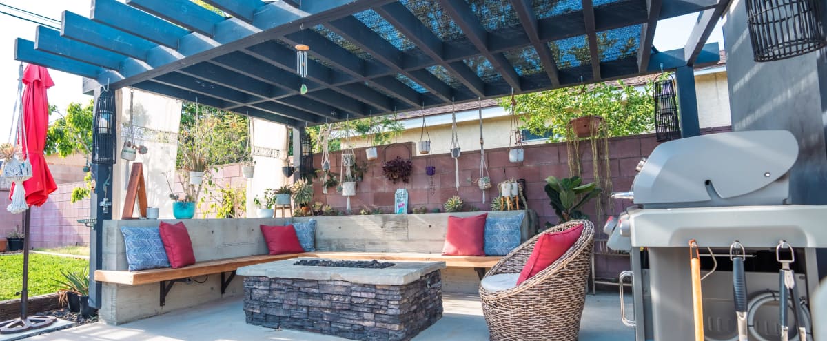 Awesome Backyard Fire-pit Lounge in Hawthorne Hero Image in Hawthorne, Hawthorne, CA